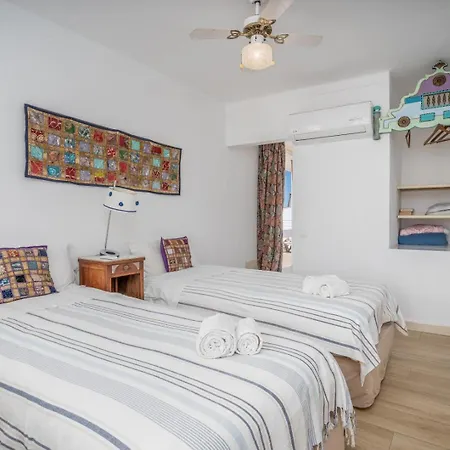 Bed & Breakfast Ar De Mar 3*